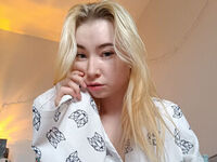 fingering girl cam picture IrisMeyerr