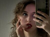 naked camgirl fingering pussy IrishMcauliffe