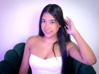 shower cam IvonneLaurent