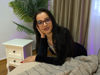 shaved pussy cam IvyStone