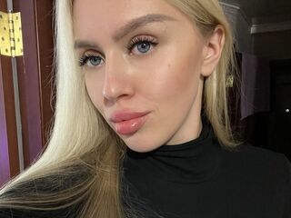 chat live cam JudiJadore