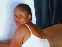 camslut webcam video KiraDon