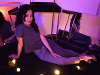 Kinky webcam girl KyaraLux