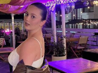 fingering KyleeBig