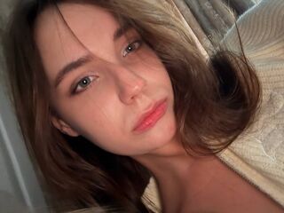 naked camgirl masturbating with dildo KyungInguardsen