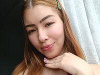 camwhore masturbating with vibrator LaurensPeterson