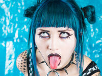 naughty cam girl fingering pussy LaurentMason