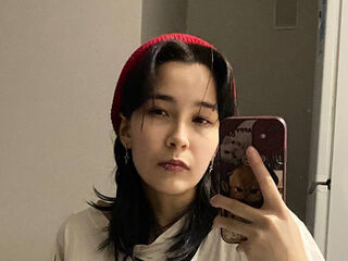 hot cam girl masturbating with vibrator LibertyBranden