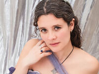 camgirl chat room LiiaCrowns