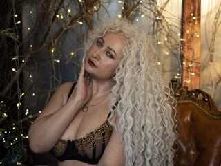 hot cam girl masturbating with sextoy LilitLang