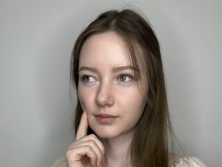 girl cam free LinaBrossardie