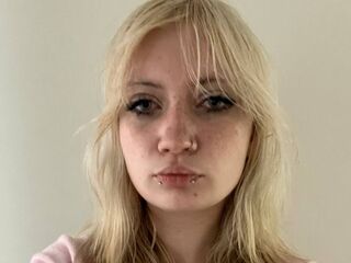 masturbating LoisBrindamour