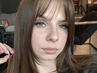 girl naked LoiseHarington