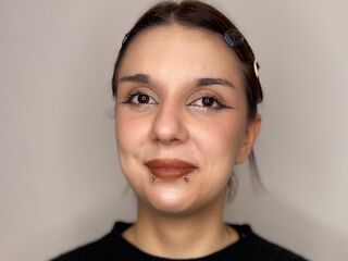 cam girl fingering LoniFessel