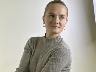 closeup LorrianePytko