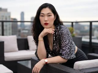 camwhore masturbating with sextoy LouiseAnna