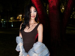 cam girl spreading pussy LunasBliss