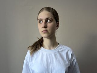 camgirl masturbating MaganPedaci