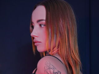 live sexcam MagicalYana