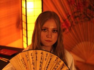 webcam girl chat room MandiKressierer