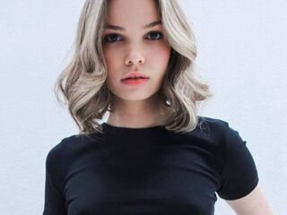 nude cam girl picture MarielMessina