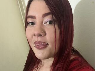 hot cam girl masturbating with vibrator MayiAdams