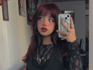 hot naked camgirl MellodyGhot