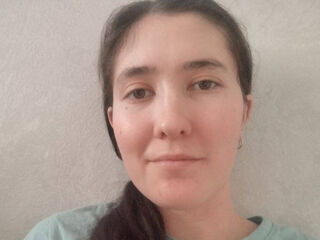 closeup web cam MildaParillo