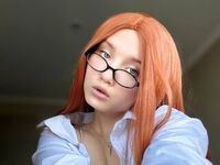 naughty camgirl fingering shaved pussy MistyFevere