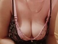 naked camgirl masturbating with vibrator NadaGorge
