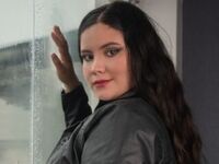 girl shaving pussy NahiaMonet