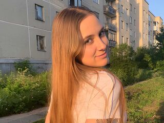 naughty cam girl masturbating NatashaBoom