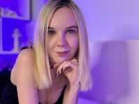 naughty cam girl fingering pussy OdettEstes