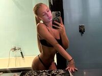 webcam strip tease show RandiWeirather