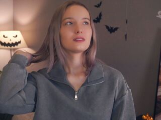 live cam girl photo RessieKaua