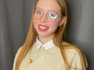 cam girl picture RomanaGuethle