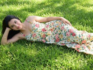 hot cam girl masturbating with dildo SamantaMonacos