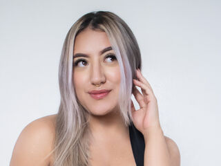 adult cam SamanthaSain