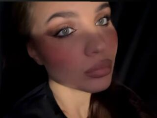 hot video chat SeemaRedhouse