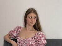 camgirl masturbating with sex toy TheolaVankeuren