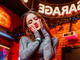 fingering girl cam XeniaUsher