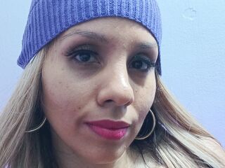 free chat ZaraFernandez