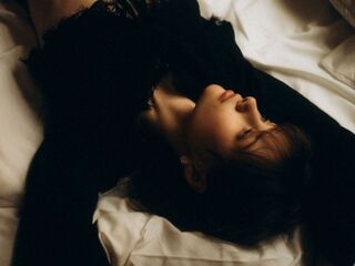 camslut topless ZulaMabin